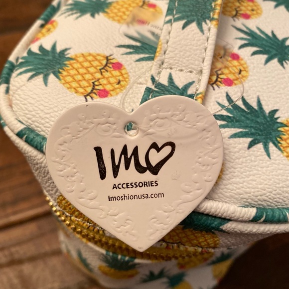 Good Vibes Only Pineapple Cosmetic Carrying Case With Handle - Picture 2 of 12